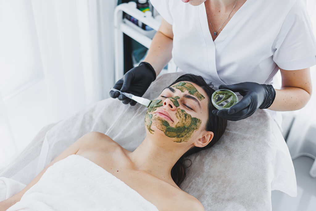 Green Peel Behandlung in Frankfurt